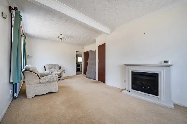 Firgrove Road, North Baddesley, SO52, photo 3