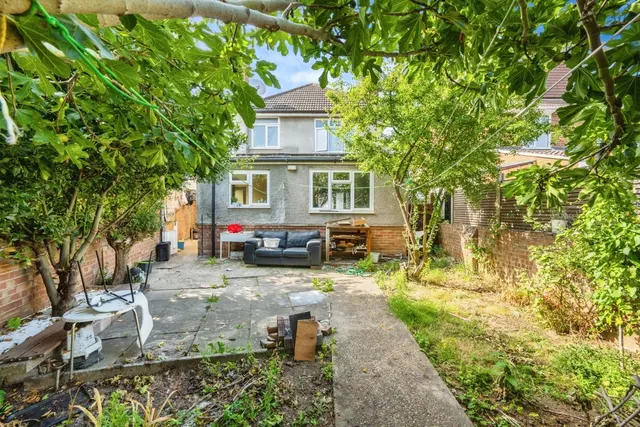 Photo 2 — Honey Hill Road, Bedford, Bedfordshire, MK40