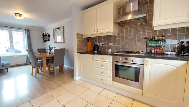 Photo 2 — Kestrel Drive, Bourne, PE10