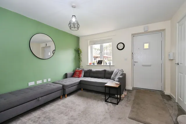 Photo 3 — Crocus Way, Lea Castle, Kidderminster