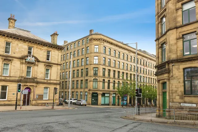 Broad Street, Bradford, photo 1