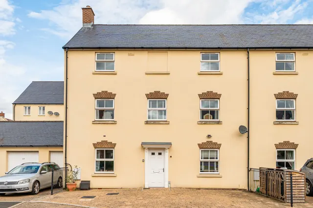 Greenaways, Stroud, GL5, photo 1