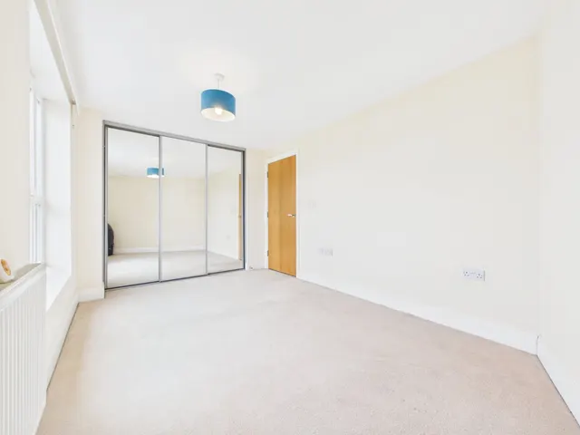 Church Road, Ashford, TW15, photo 3