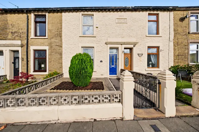 Stopes Brow, Lower Darwen, BB3, photo 1
