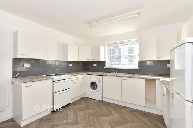 Sandown Road, Shanklin, PO37, photo 2