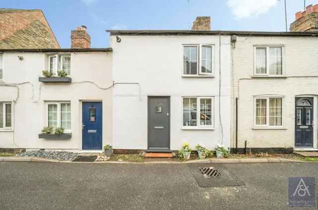 Mitre Street, Buckingham, MK18, photo 1