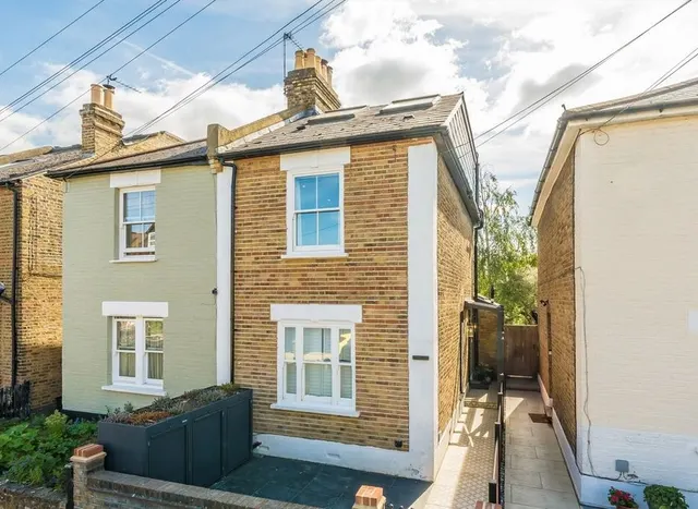 Haliburton Road, St Margarets, TW1, photo 1