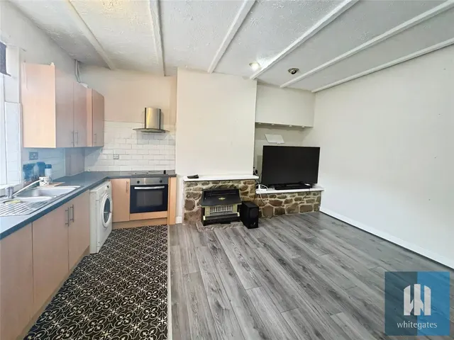 Shillbank Lane, Mirfield, WF14, photo 2
