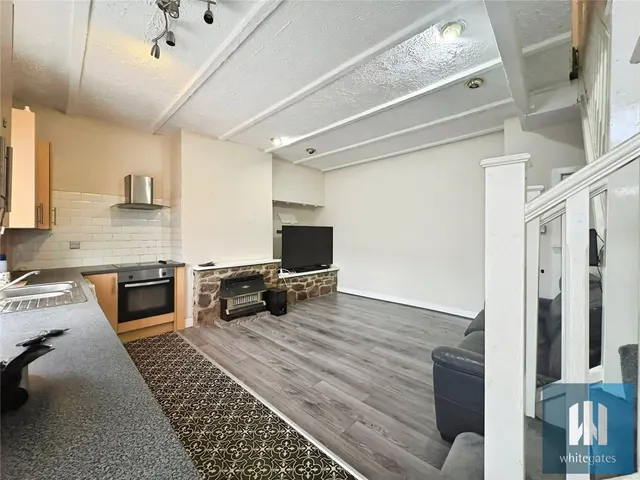 Shillbank Lane, Mirfield, WF14, photo 3