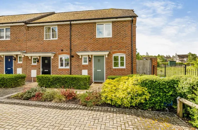 Jardine Place, Bracknell, RG12, photo 1