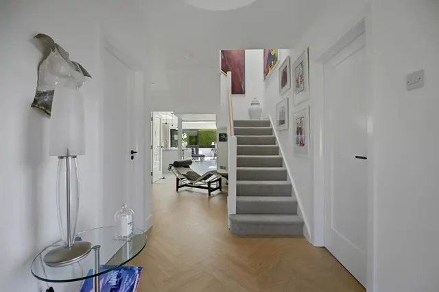 off Castlehill Road, Belfast, BT4, photo 3