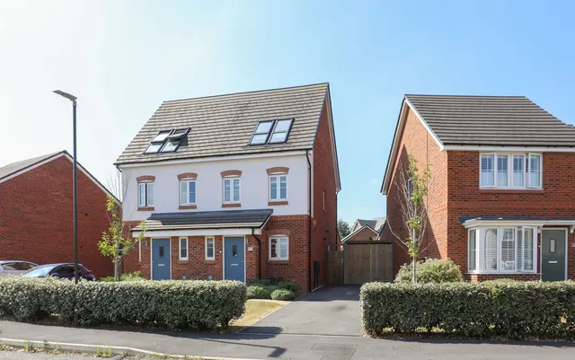 Curbar Rise, Clay Cross, S45, photo 1
