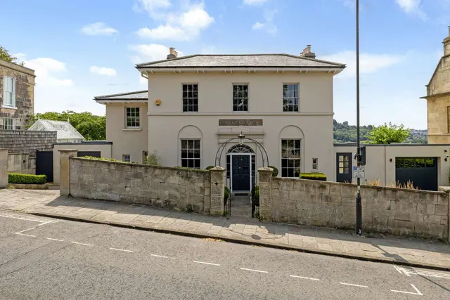 Bathwick Hill, Bath, Somerset, BA2 6EW, photo 1