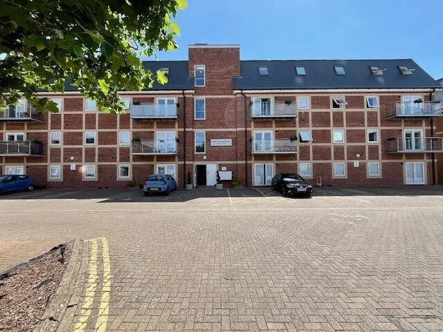 Alton Mews, Aylesbury, HP19, photo 1
