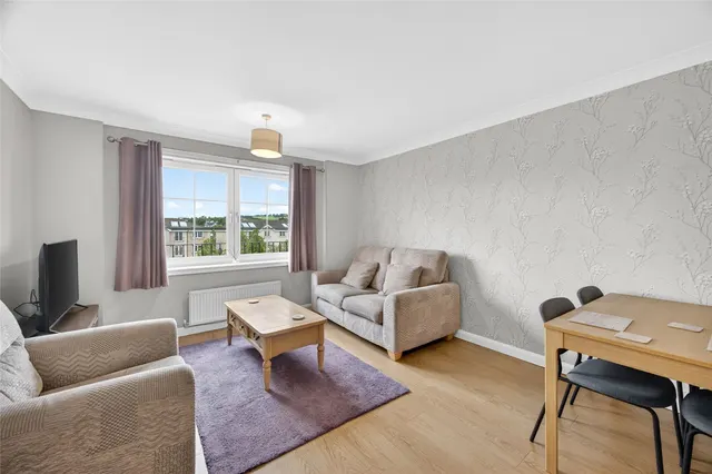 Mackie Place, Elrick, AB32, photo 3