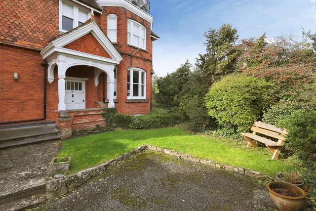 Photo 3 — Staveley Road, Eastbourne