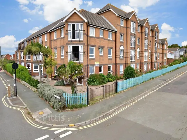 Currie Road, Sandown, PO36, photo 1