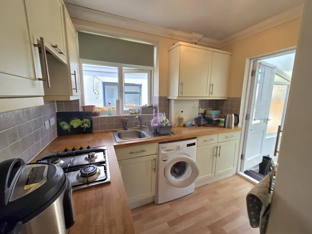 Camp Road, Gosport, PO13, photo 2