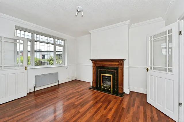 Photo 2 — Deerlands Avenue, Sheffield, South Yorkshire, S5