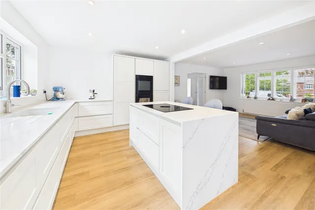 Chesters Road, Camberley, GU15, photo 3