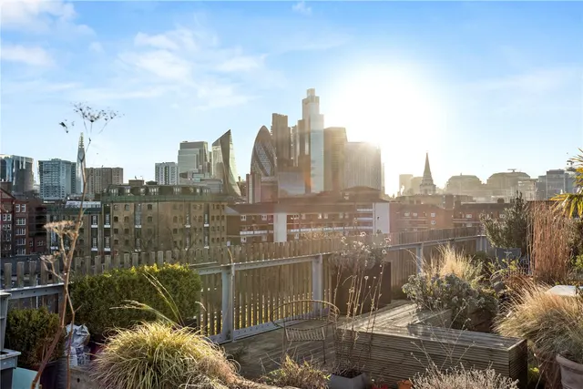 Photo 3 — Underwood Road, London, E1