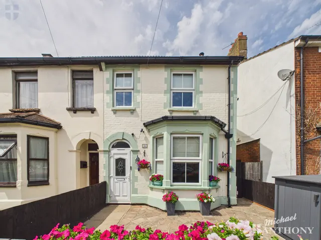Bierton Road, Aylesbury, HP20 1EJ, photo 1