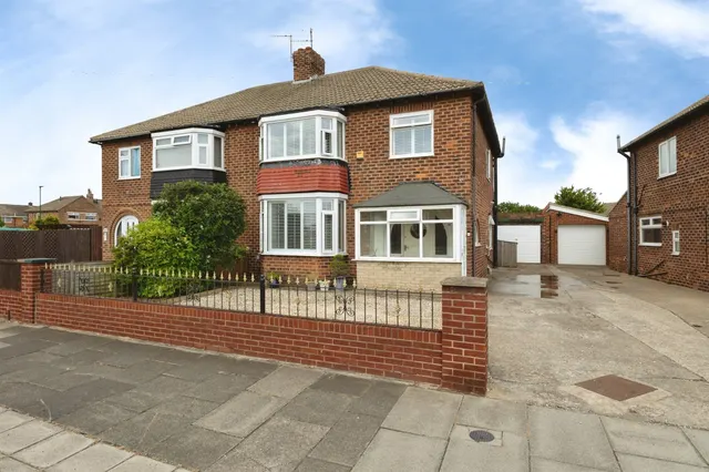 West Dyke Road, Redcar, photo 1