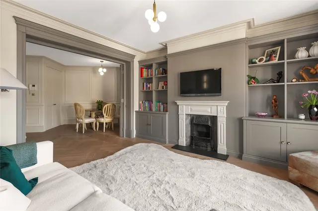 Photo 2 — Cambridge Mansions, Cambridge Road, London, SW11