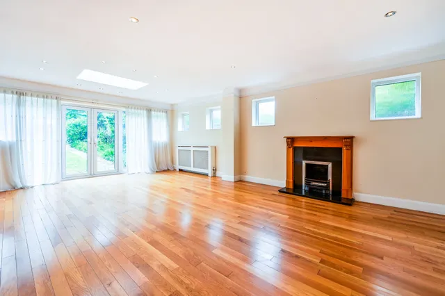 New Malden, KT3, photo 3