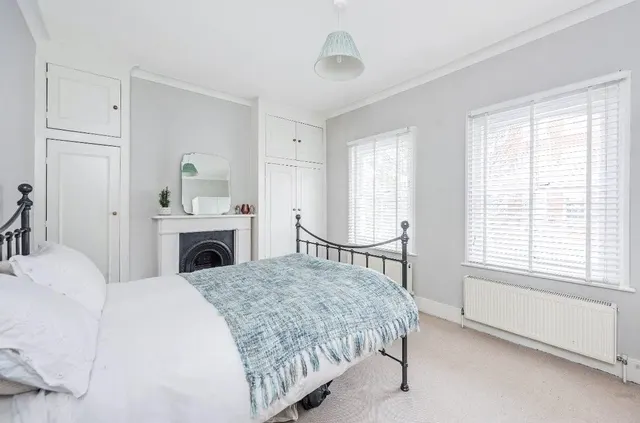 Photo 3 — Breer Street, Fulham, London, SW6