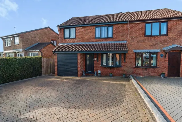 Corsican Drive, Hednesford, Cannock, WS12, photo 1