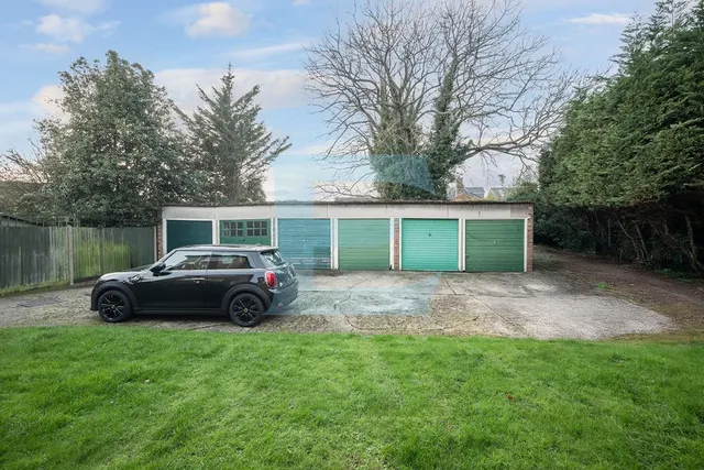 Byron Road, Mill Hill, NW7, photo 3