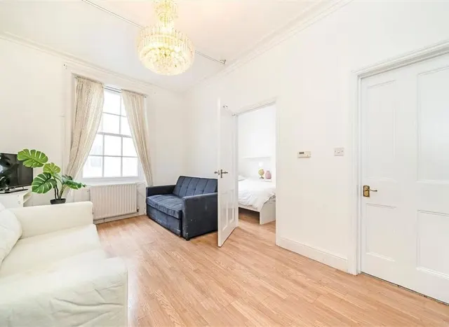 Photo 2 — Craven Terrace, Hyde Park, W2