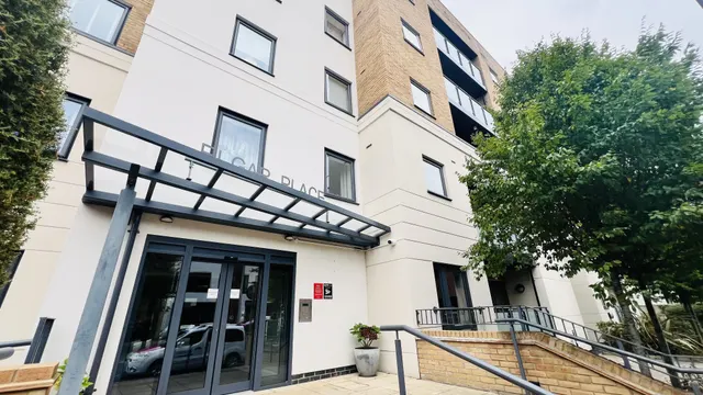 Photo 2 — Bridge Avenue, MAIDENHEAD