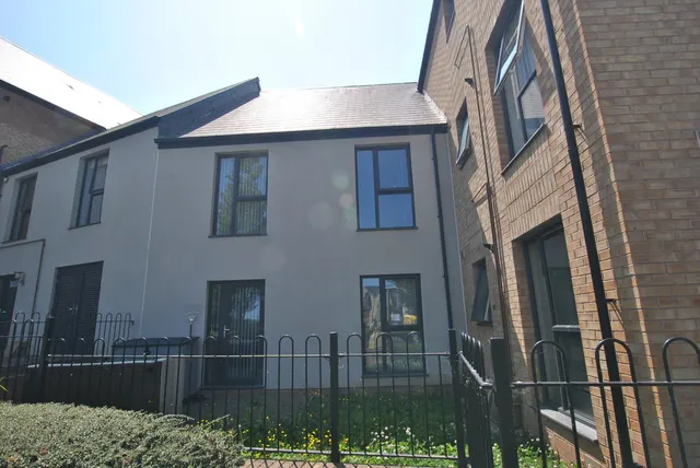 Staneford Close, Ketley, TF1, photo 1