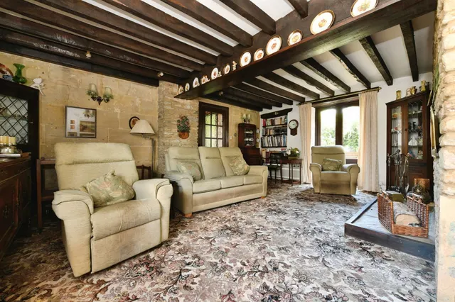 The Causeway, Chippenham, SN15, photo 2