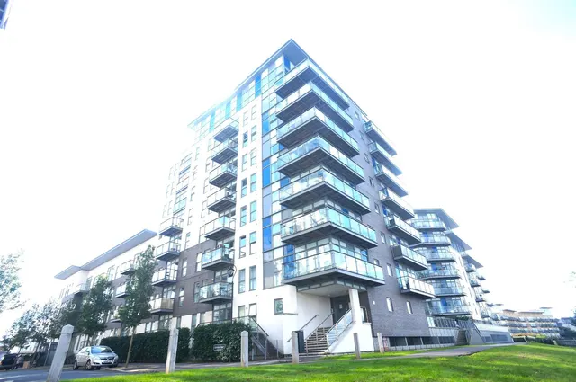 Clovelly Place, Greenhithe, DA9, photo 1