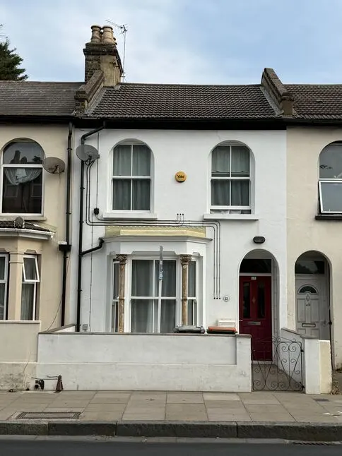 Plashet Road, London, E13, photo 1
