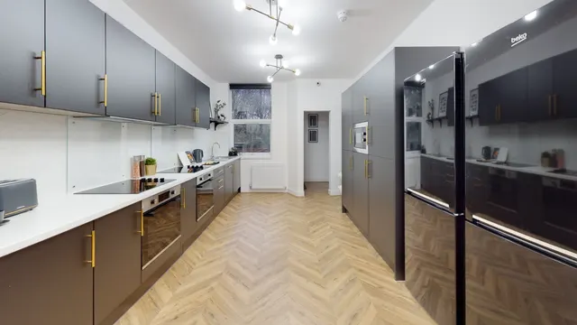 Central Road, Didsbury, M20, photo 3