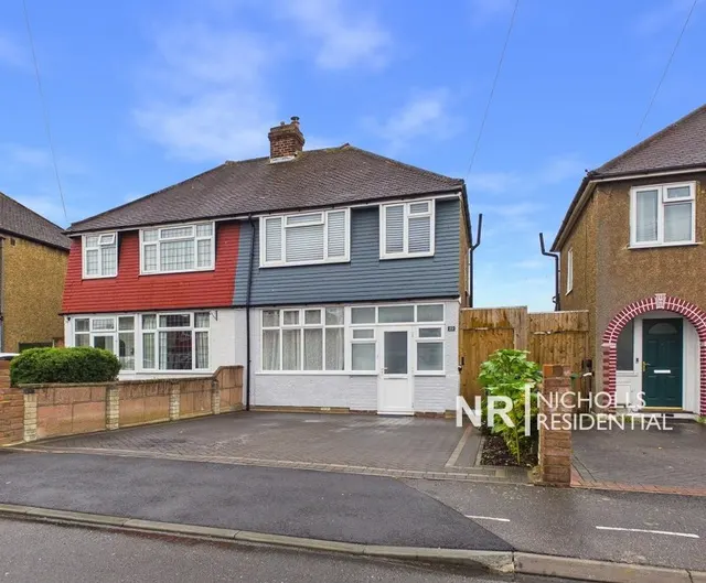 Beechcroft Road, Chessington, KT9, photo 1