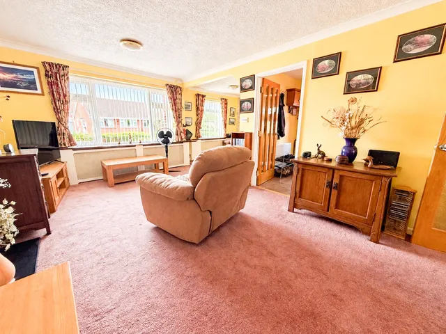 Havage Close, Highbridge, TA9, photo 3