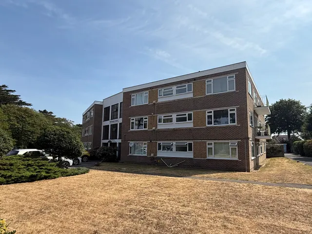 Twynham Road, Southbourne, photo 1