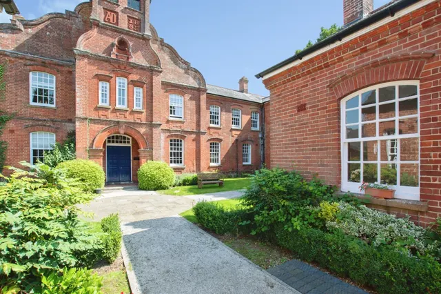 Bartons Road, Fordingbridge, SP6, photo 1