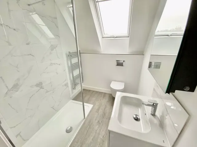 Photo 3 — 234 West Wycombe Road, High Wycombe HP12 3AR