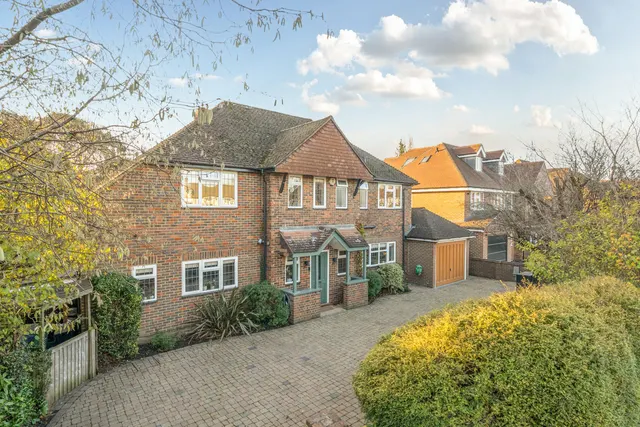 Denham Lane, Chalfont St. Peter, SL9, photo 1