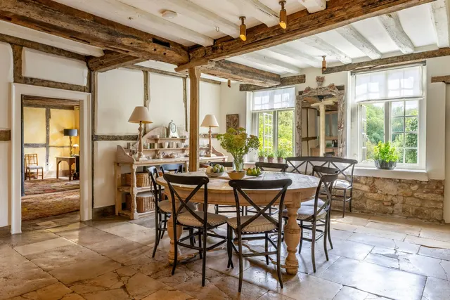 Photo 2 — Abbotts Barton, Winchester, Hampshire, SO23 7HY
