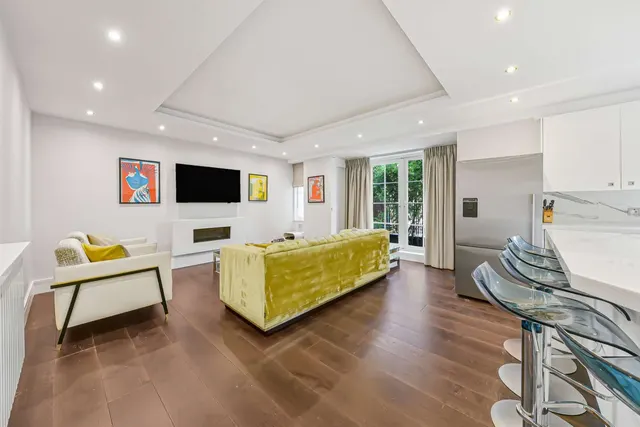 Harewood Avenue, London, NW1, photo 1