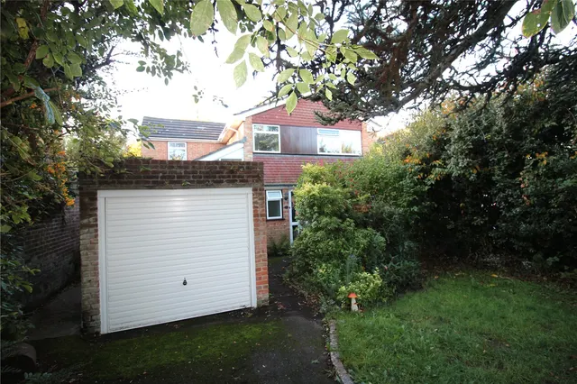 Forest Row, RH18, photo 1