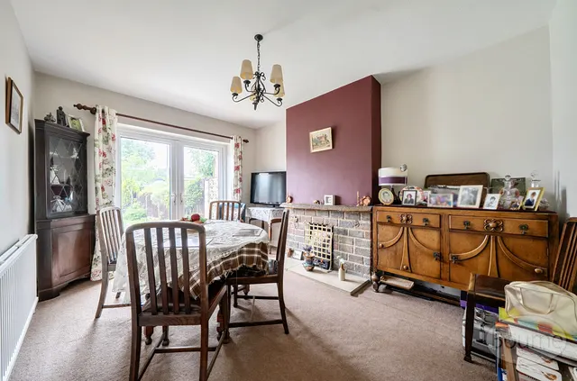 Worplesdon Road, Guildford, GU2, photo 3