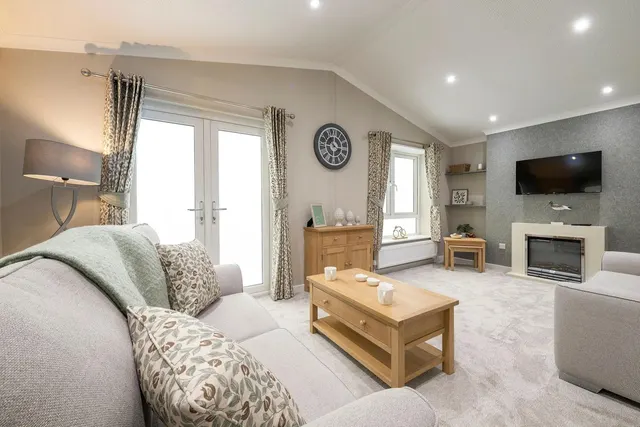Henfold Lane, Dorking, RH5, photo 3